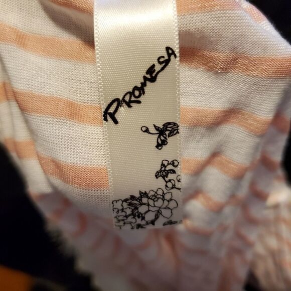 Promesa Ladies Pink & White Striped Tank With Floral Applique - Size Small - Picture 3 of 6